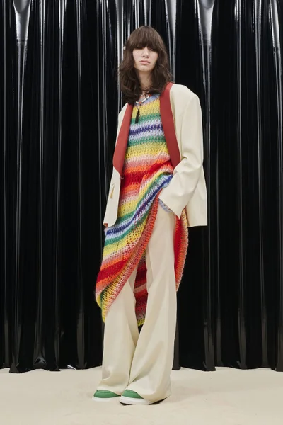 Look 38
